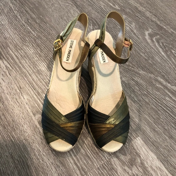 Steve Madden Shoes - 🌟FINAL🌟 Steve Madden Entrance Multi Sandal Wedge